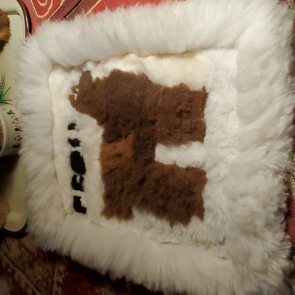 ❣️RESERVED❣️Authentic Llama Fur Wall Hanging PERU - Picture 8 of 9